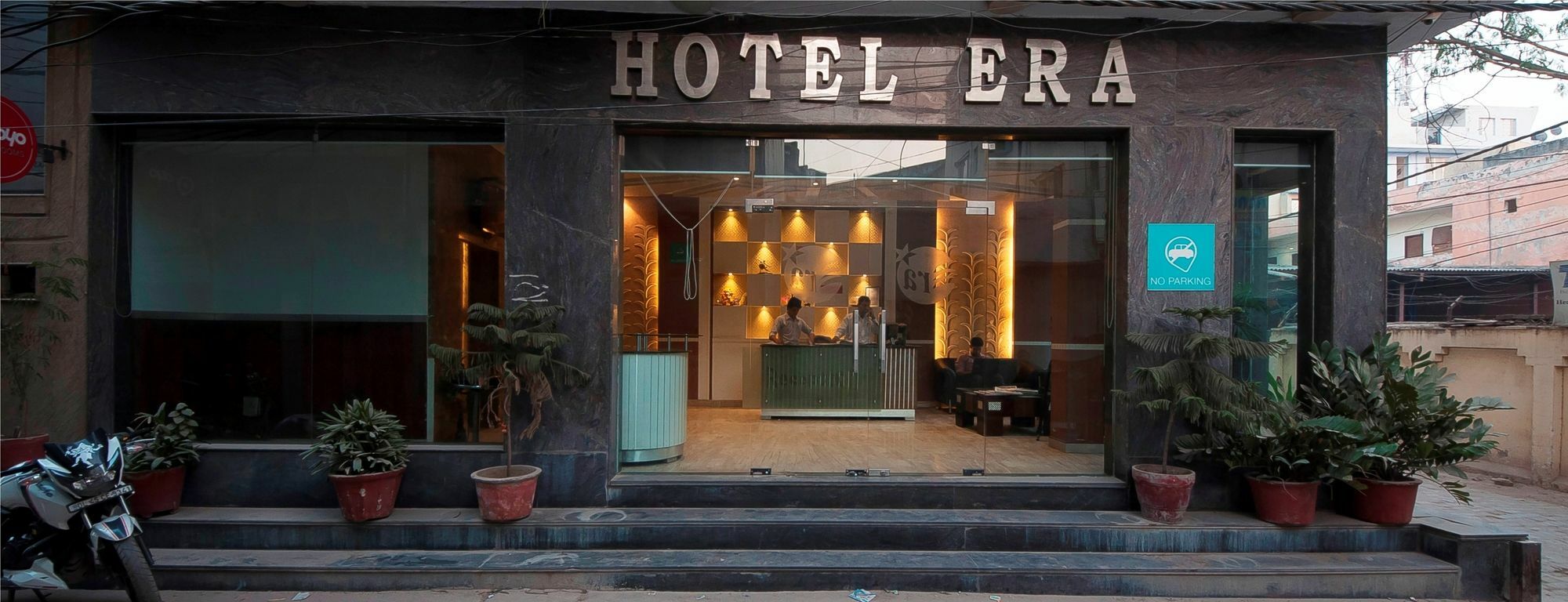 Hotel Lohmod At National Highway 8 - Free Airport Transffer New Delhi Buitenkant foto